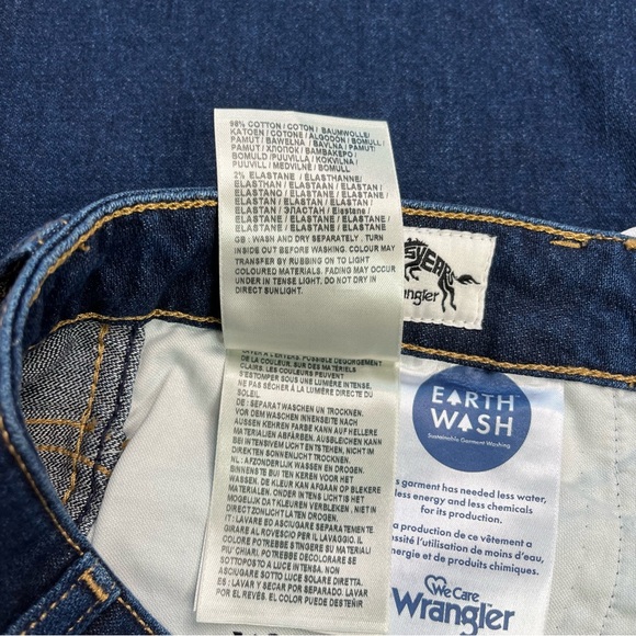 Free People Wrangler (NWT) Wanderer High Rise Flare Size 28 - Picture 7 of 11